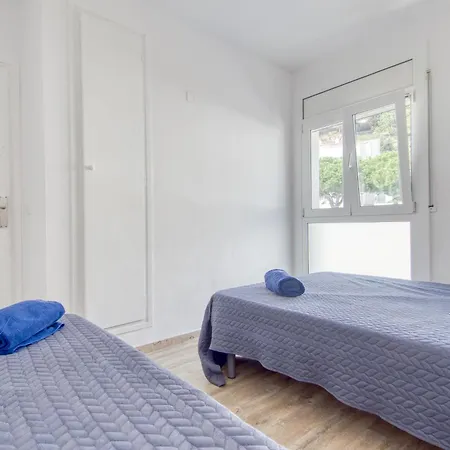 Blaumar By Interhome Appartamento Roses